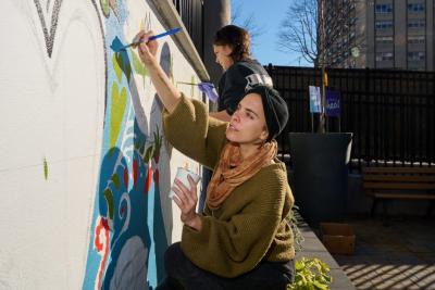 Illustration MFA Students Design and Paint Memorial Mural at Queens Ho… 이미지