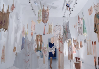 An Exhibition Looks at Garments as Art 이미지