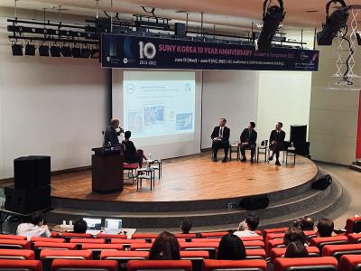 SUNY Korea convened an academic symposium 이미지